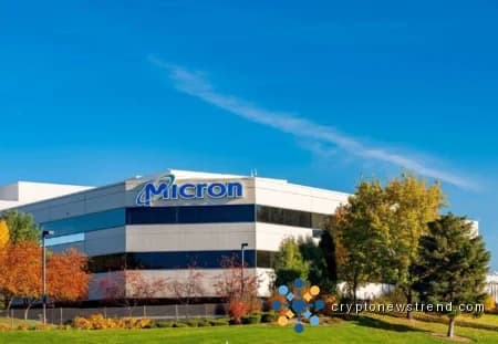 Bullish sentiment returns for semiconductor giant after key level holds, despite eight-figure executive sale.